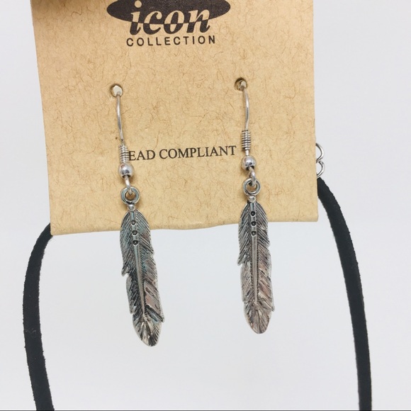 NWT Long silver feather necklace with earrings - Picture 3 of 6